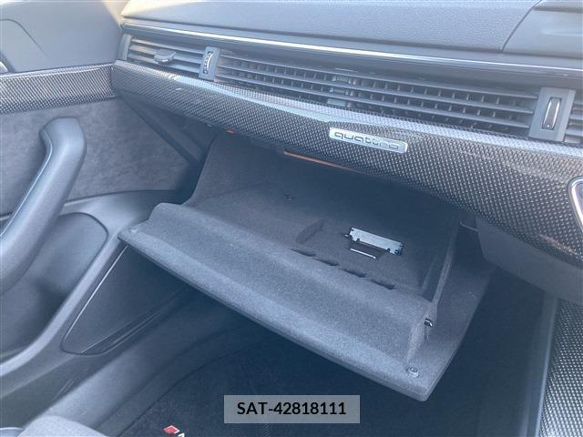 Audi S4 2018-01 389472-24