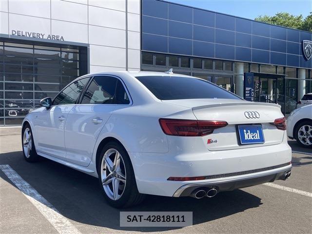 Audi S4 2018-01 389472-6