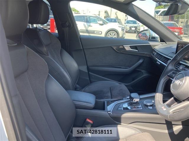 Audi S4 2018-01 389472-8