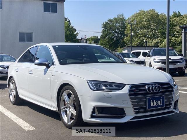 Audi S4 2018-01 389472-2