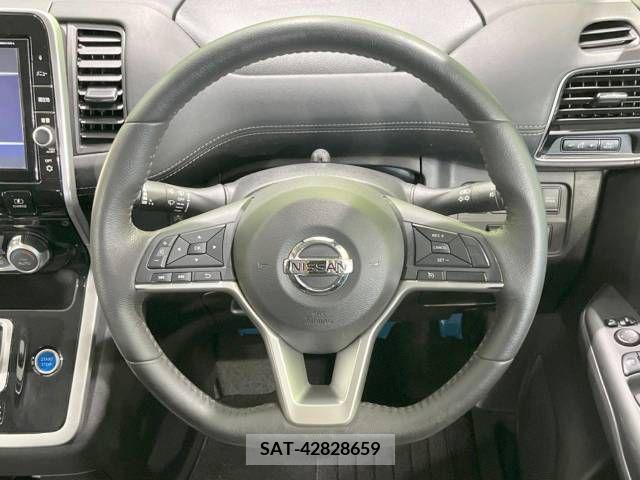Nissan SERENA 2019-04 325011-10