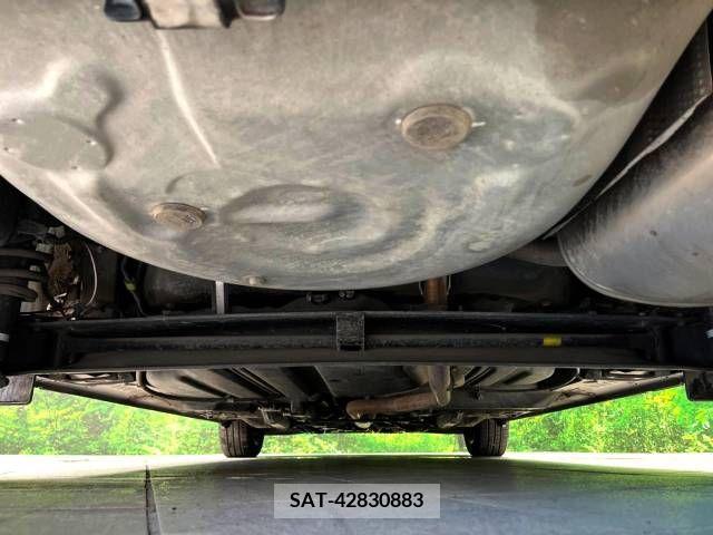 Toyota SIENTA 2019-09 331035-19