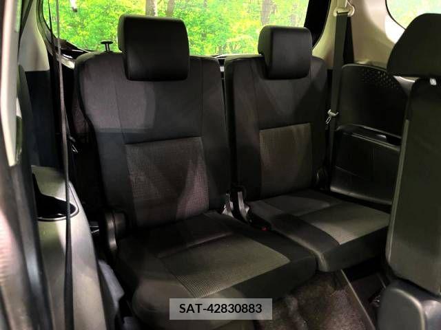 Toyota SIENTA 2019-09 331035-11