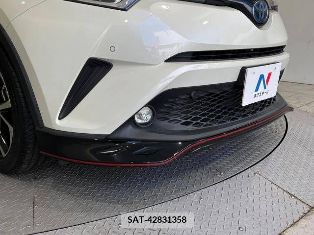 Toyota C-HR 2017-12 384727-2