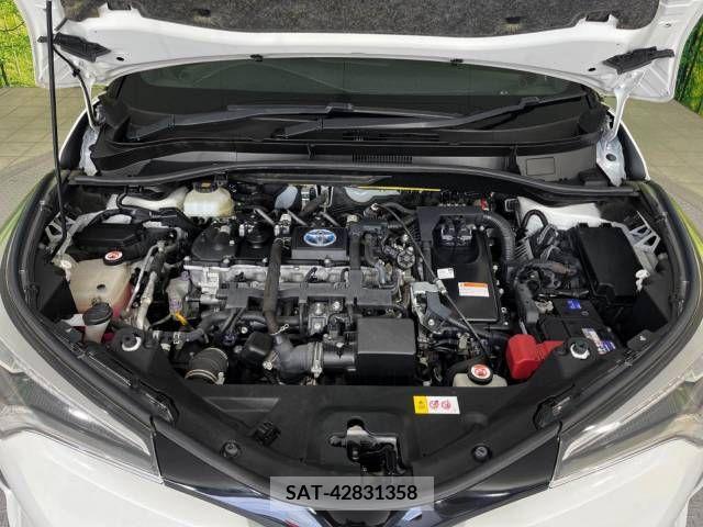 Toyota C-HR 2017-12 384727-18