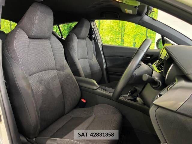 Toyota C-HR 2017-12 384727-8