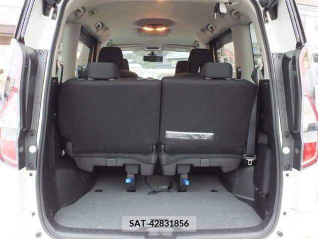 Nissan SERENA 2021-02 206117-12