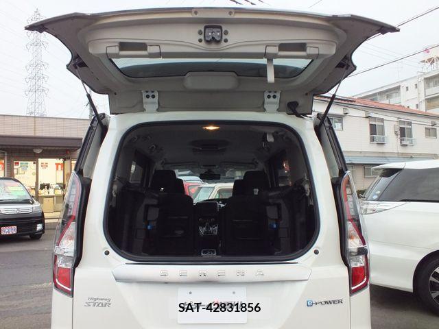 Nissan SERENA 2021-02 206117-15