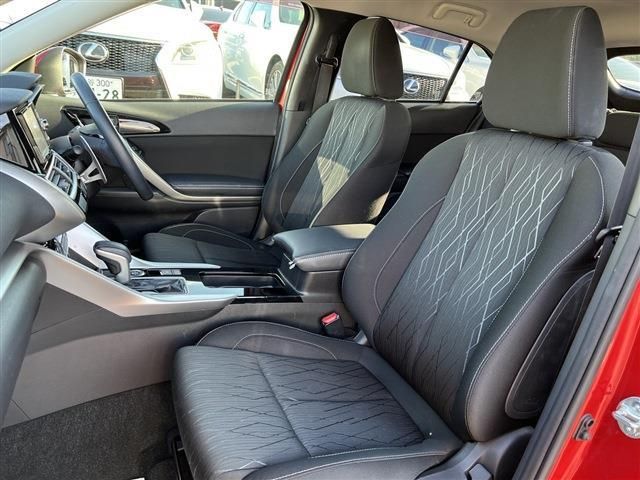 Mitsubishi ECLIPSE CROSS 2018-06 15242-18