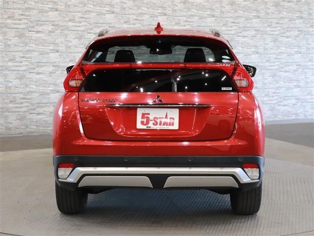 Mitsubishi ECLIPSE CROSS 2018-06 15242-7