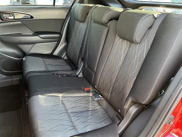 Mitsubishi ECLIPSE CROSS 2018-06 15242-19