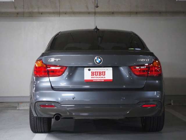 Bmw 3 SERIES 2016-03 7329-6