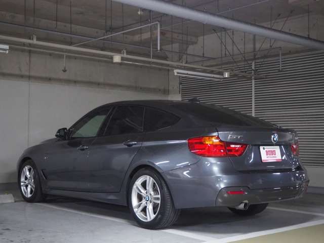 Bmw 3 SERIES 2016-03 7329-7