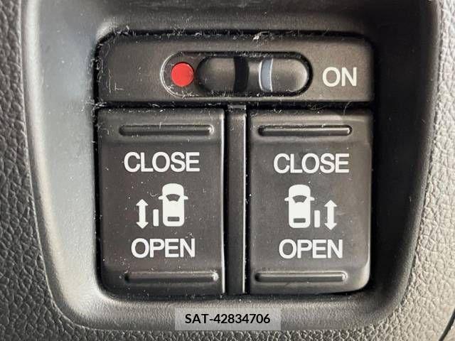 Honda N BOX CUSTOM 2014-12 306574-3