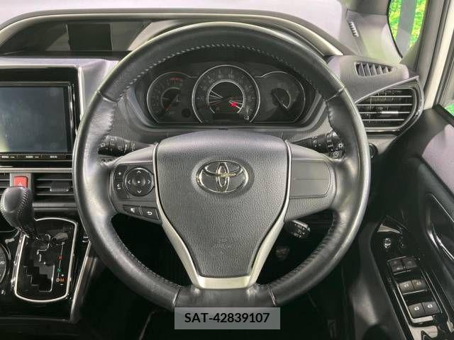 Toyota VOXY 2018-09 394984-8