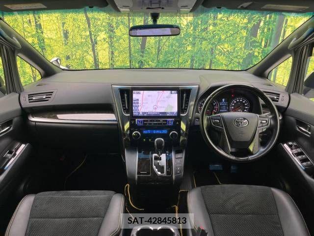 Toyota VELLFIRE 2016-10 382788-1