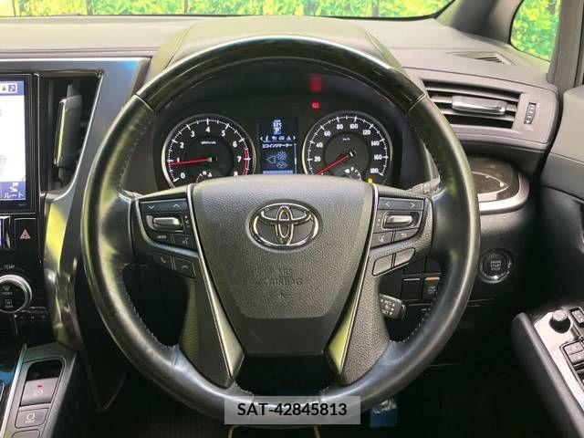 Toyota VELLFIRE 2016-10 382788-12