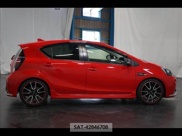 Toyota AQUA 2015-12 352560-15