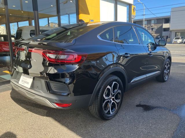 Renault Arkana 2023-07 27879-2