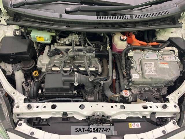 Toyota AQUA 2017-07 314298-18
