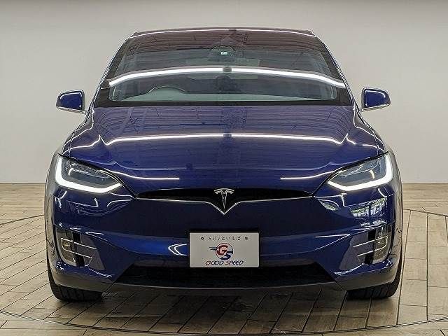 Tesla MODEL X 2017-11 17277-11