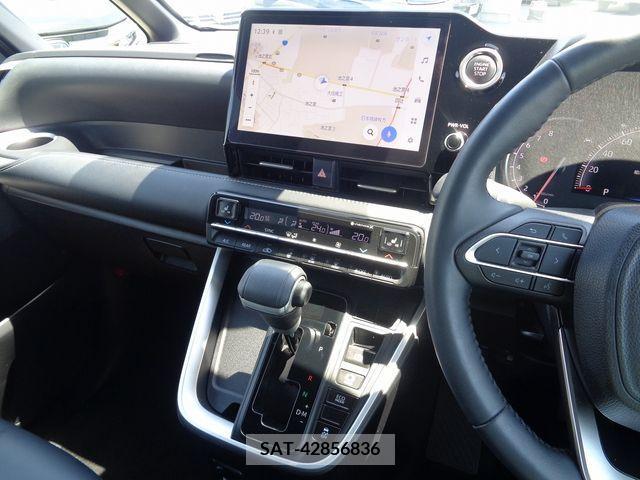 Toyota NOAH 2023-03 313618-13