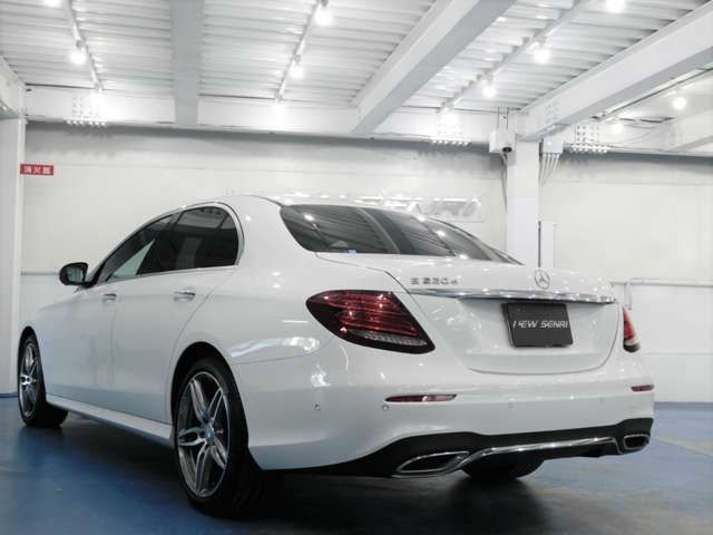 Mercedes Benz E-CLASS 2017-01 16983-1