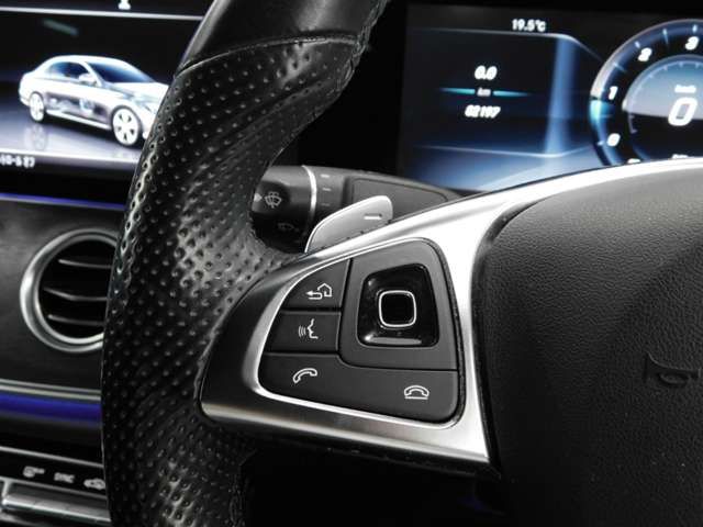 Mercedes Benz E-CLASS 2017-01 16983-14
