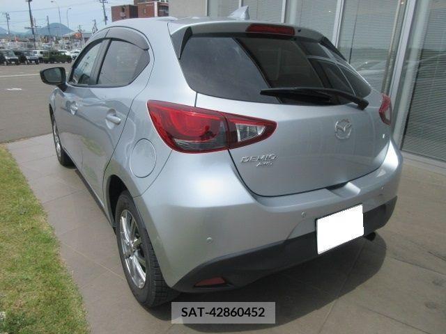 Mazda DEMIO 2019-04 301967-3