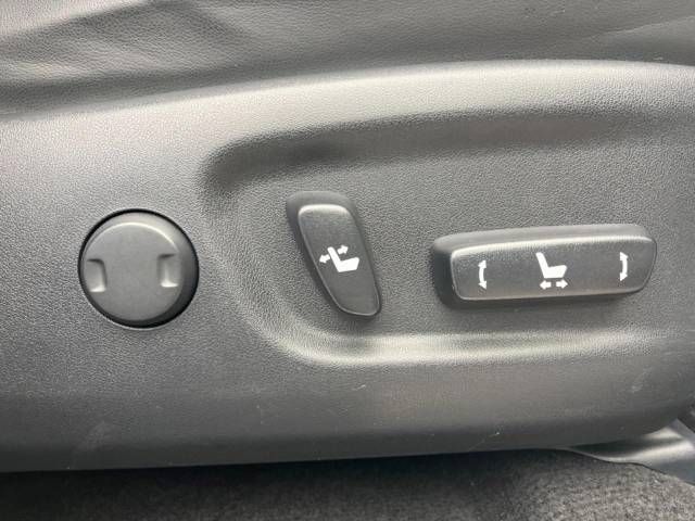 Lexus NX 2016-06 184768-6