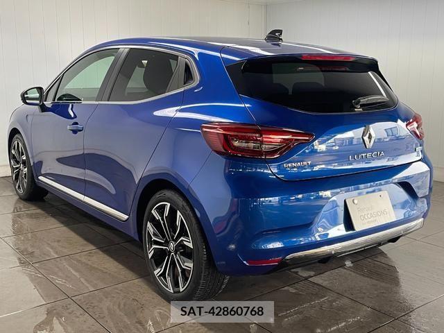 Renault LUTECIA 2022-06 317013-12