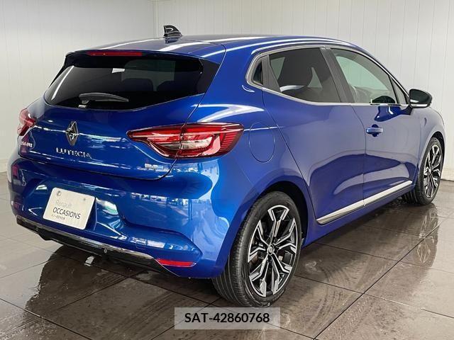 Renault LUTECIA 2022-06 317013-2