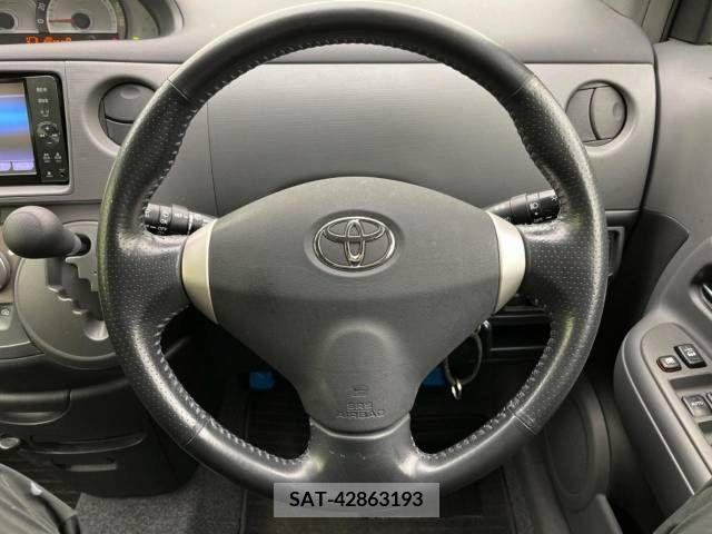 Toyota SIENTA 2011-06 253058-11