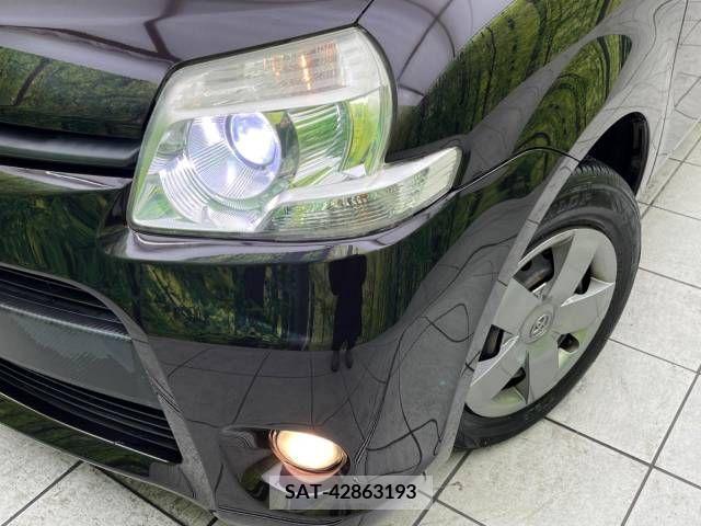 Toyota SIENTA 2011-06 253058-12