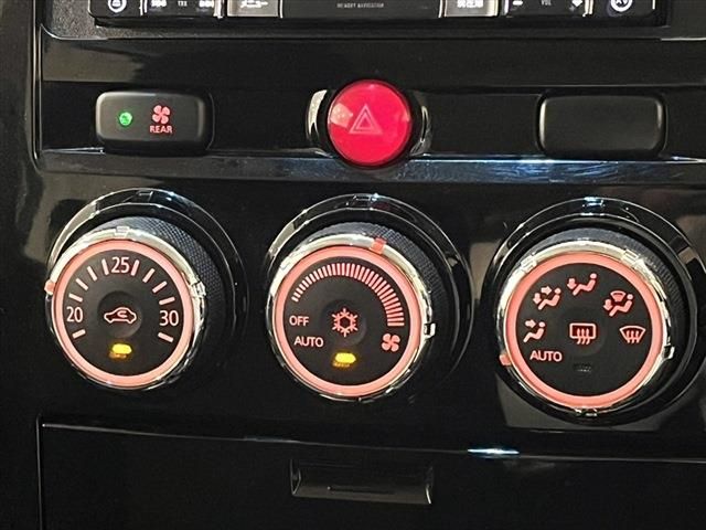 Mitsubishi DELICA D5 2016-06 9931-25