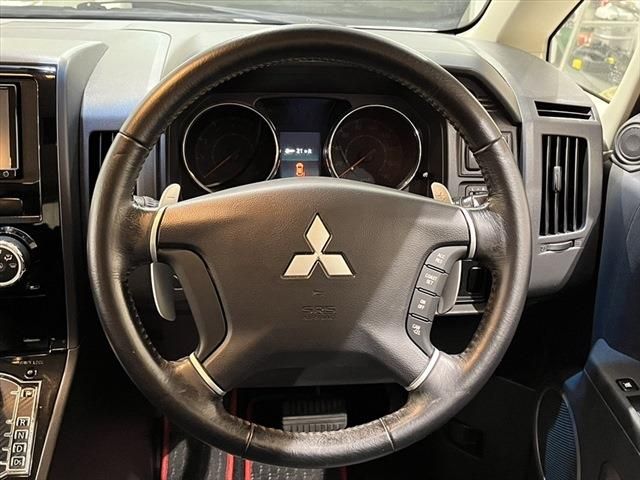 Mitsubishi DELICA D5 2016-06 9931-21