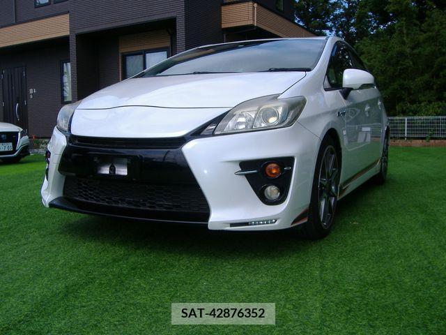 Toyota PRIUS 2013-10 322141-14