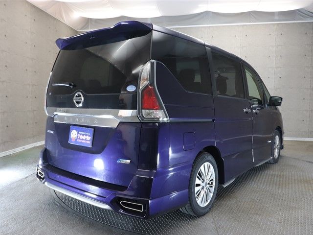 Nissan SERENA 2018-03 195058-1