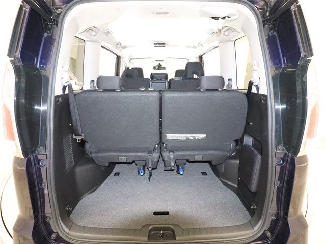 Nissan SERENA 2018-03 195058-8