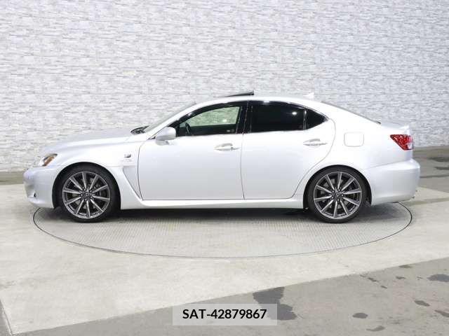 Lexus IS F 2009-12 353973-10