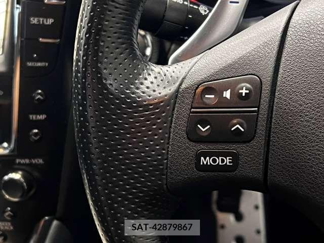 Lexus IS F 2009-12 353973-19