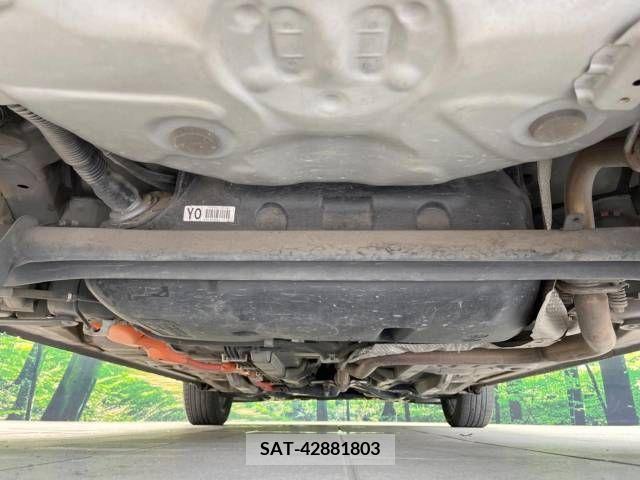 Toyota AQUA 2015-05 348309-18