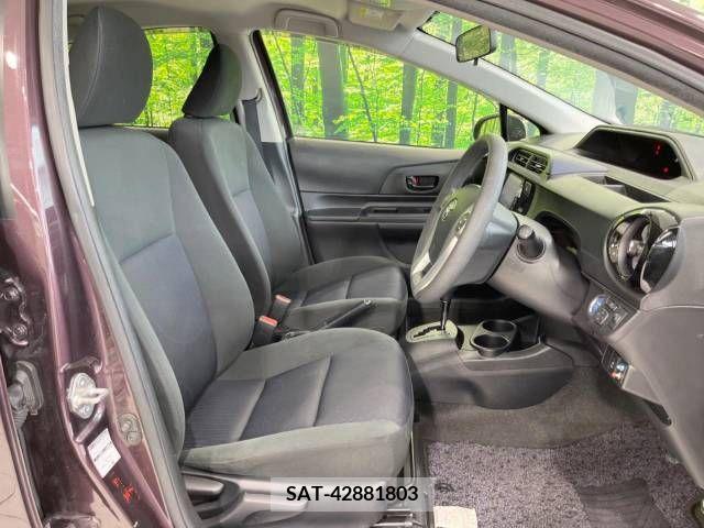 Toyota AQUA 2015-05 348309-7