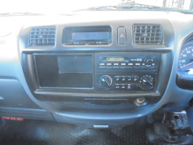Mazda BONGO TRUCK 2013-04 14272-16