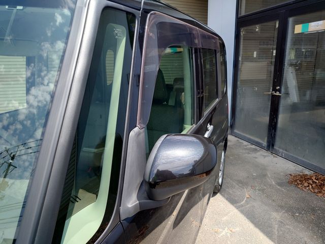 Daihatsu TANTO 2018-12 7483-22