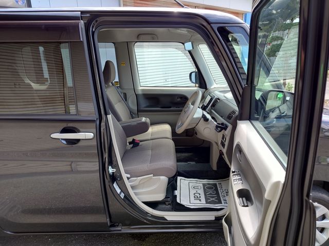 Daihatsu TANTO 2018-12 7483-11