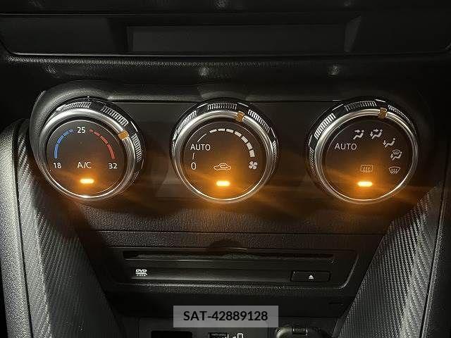 Mazda MAZDA2 2021-04 213095-11