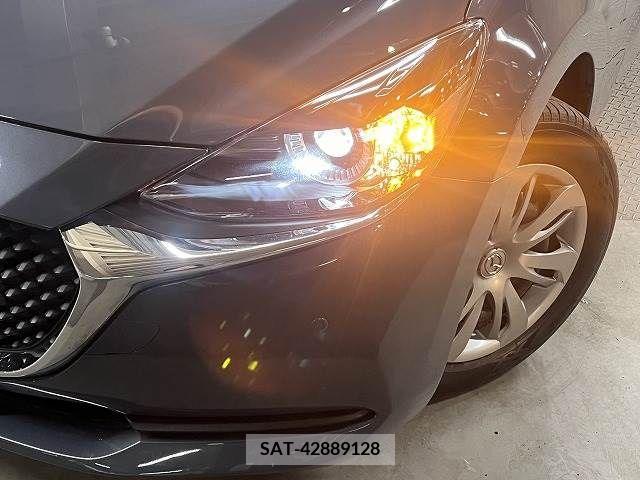 Mazda MAZDA2 2021-04 213095-9