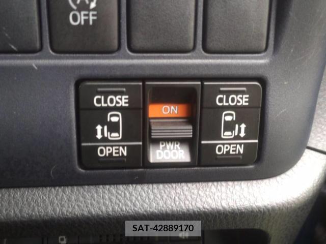 Toyota VOXY 2014-03 352068-13