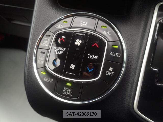 Toyota VOXY 2014-03 352068-18